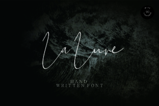 La Lune: A Designer’s Review of This Elegant Script